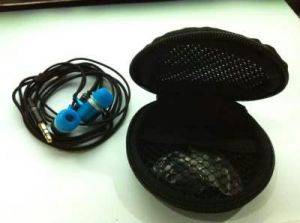 skullcandyblue1-Optimized._skullcandy-oem-in-ear-3-5mm-jack-earphone-blue