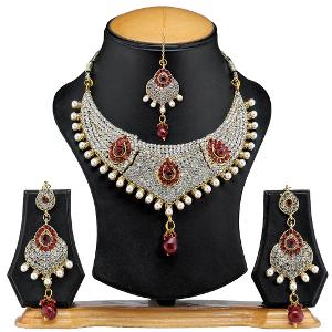 rhinestone-necklace-set-by-the-pari-ey-15-medium_7415f772cae74eec06a77957456df89c