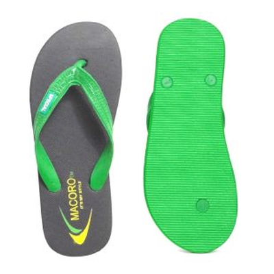 Macoro Men Flip Flops Rs. 88 @ Shopclues