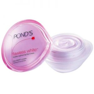 Pond's Flawless White Visible Lightening Day Cream